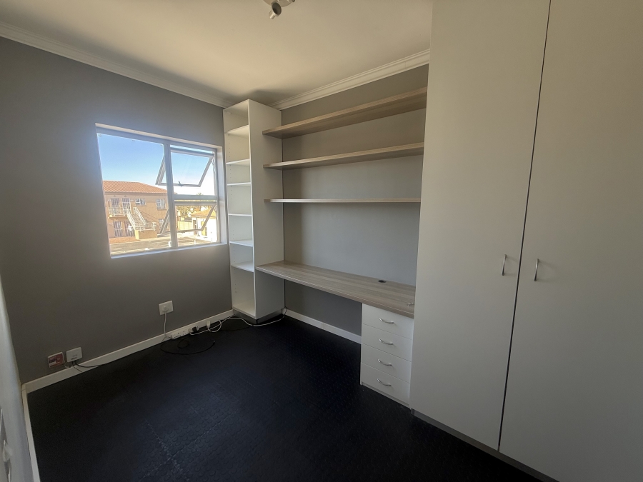 2 Bedroom Property for Sale in Parklands Western Cape